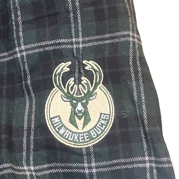 NBA Milwaukee Bucks Men Medium Green Deer Logo Sleep Lounge Pajama Pants - Picture 1 of 6